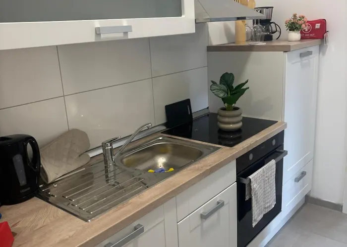 Zentrales, Neumodernes Apartmentment Puettquartier No 3 Appartement *